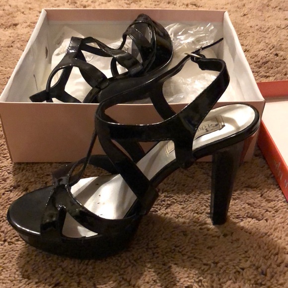 Touch Ups Black Heels - Picture 1 of 4